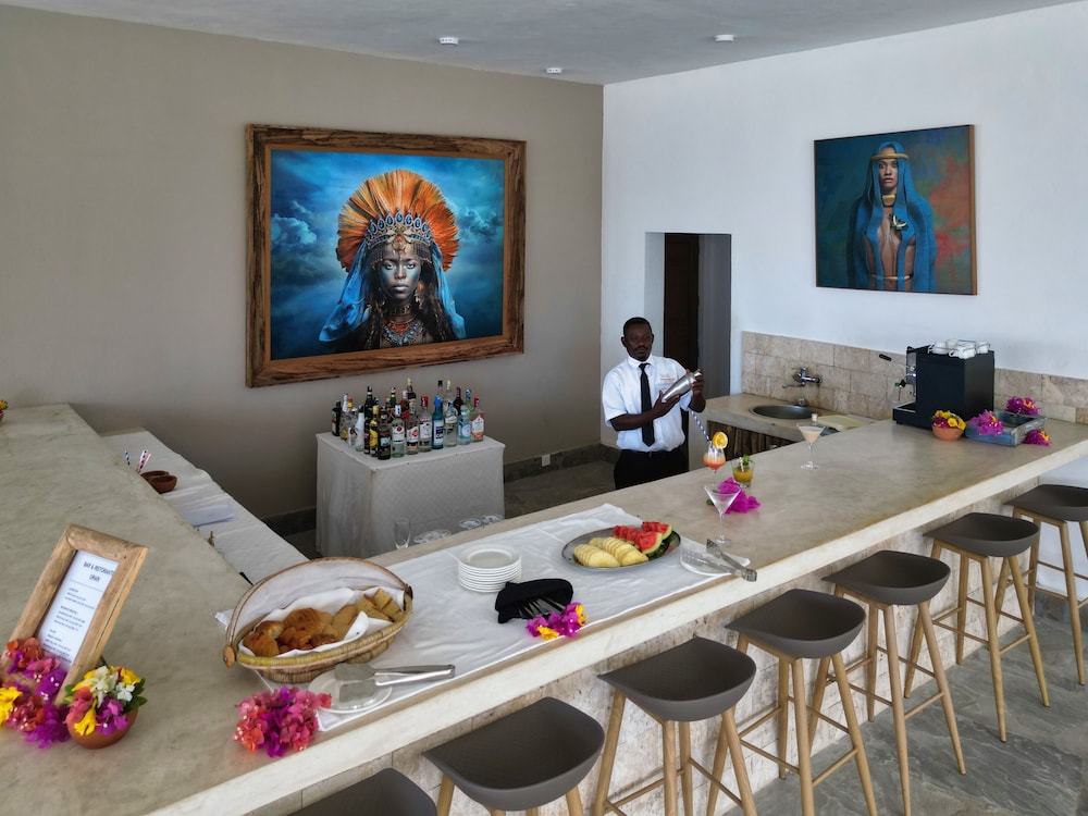 Barracuda Inn Resort 30/51