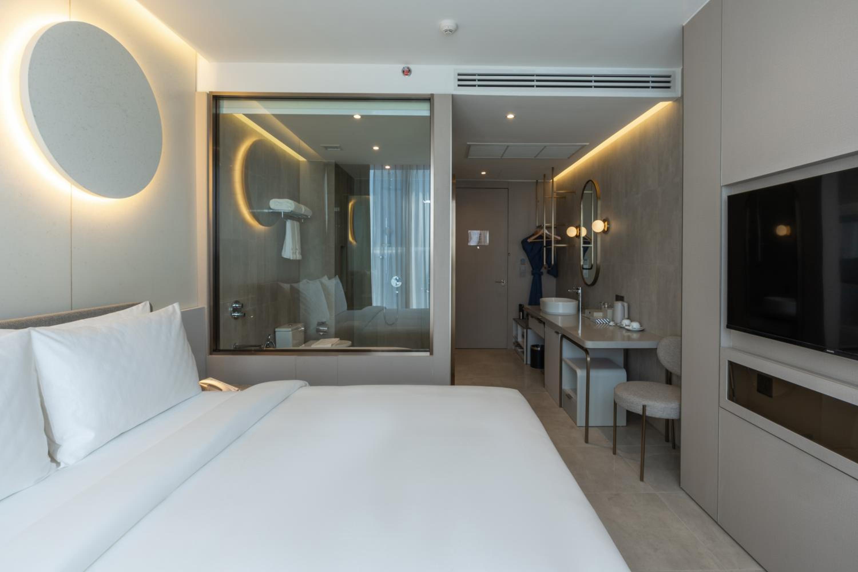 غرفة ديلوكس بسرير مزدوج، Akara Hotel Pattaya 3/10