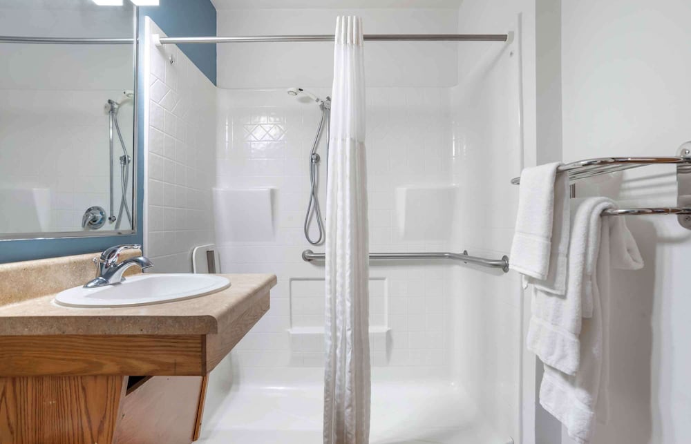 DELUXE, STUDIO, DOUBLE BED, SOFA