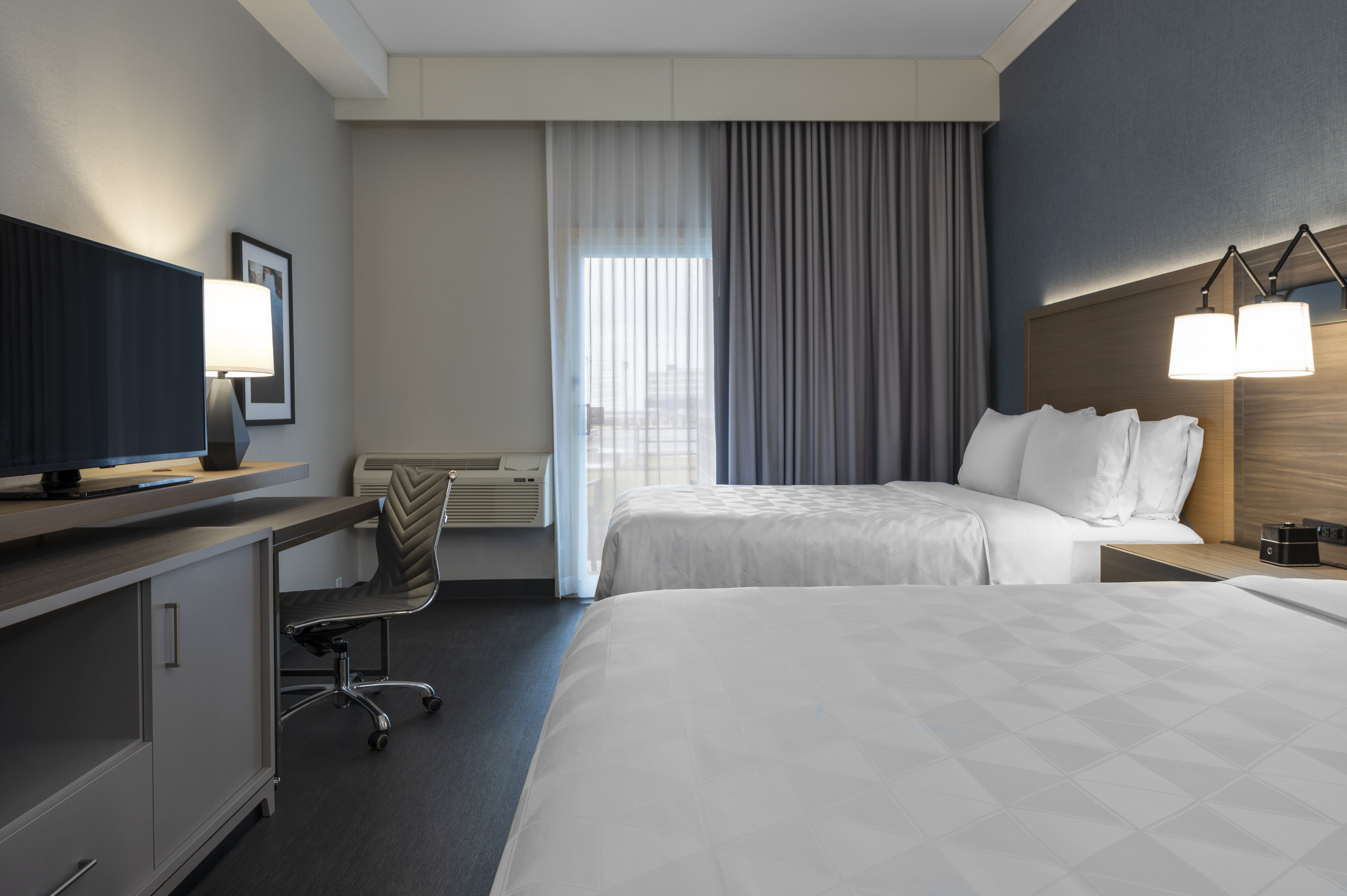 Holiday Inn Kingston Waterfront 23/71