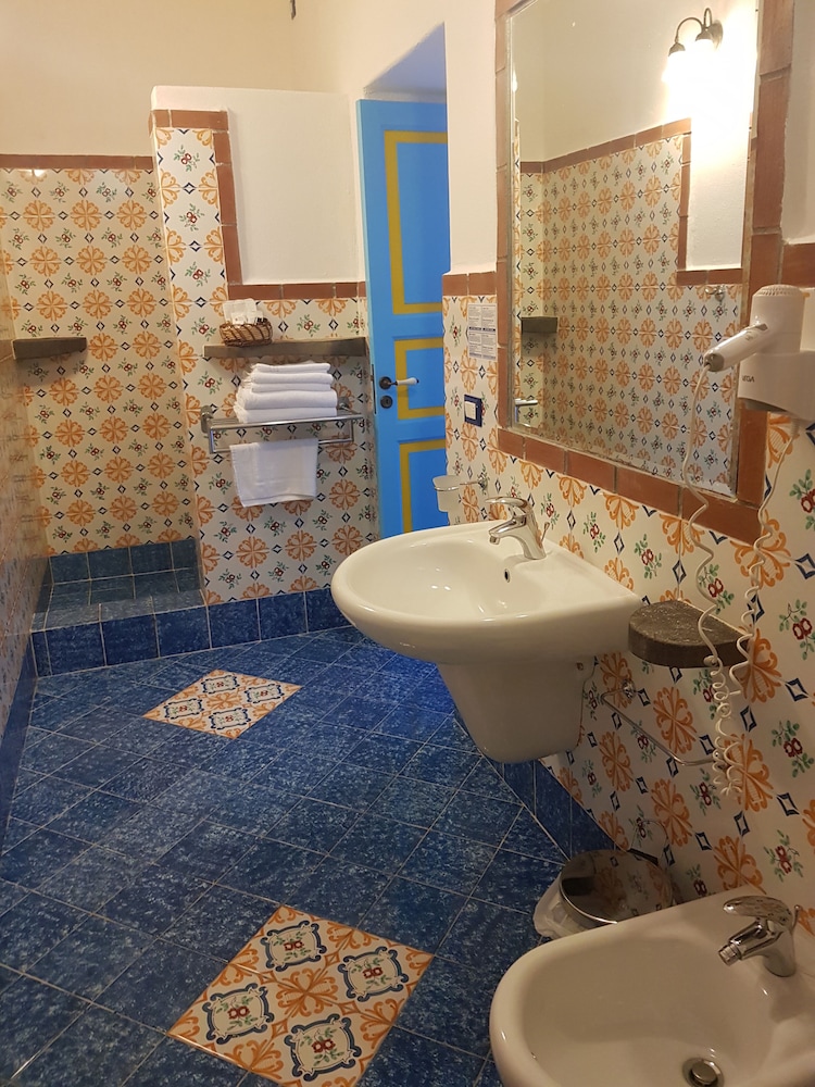 Hotel Mamma Santina 45/50