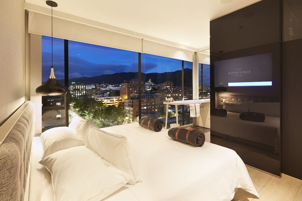 The Click Clack Hotel 50/64