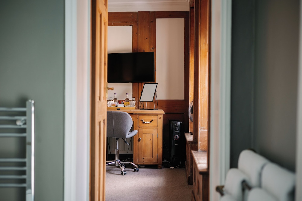Hewitt's House Hotel 25/37