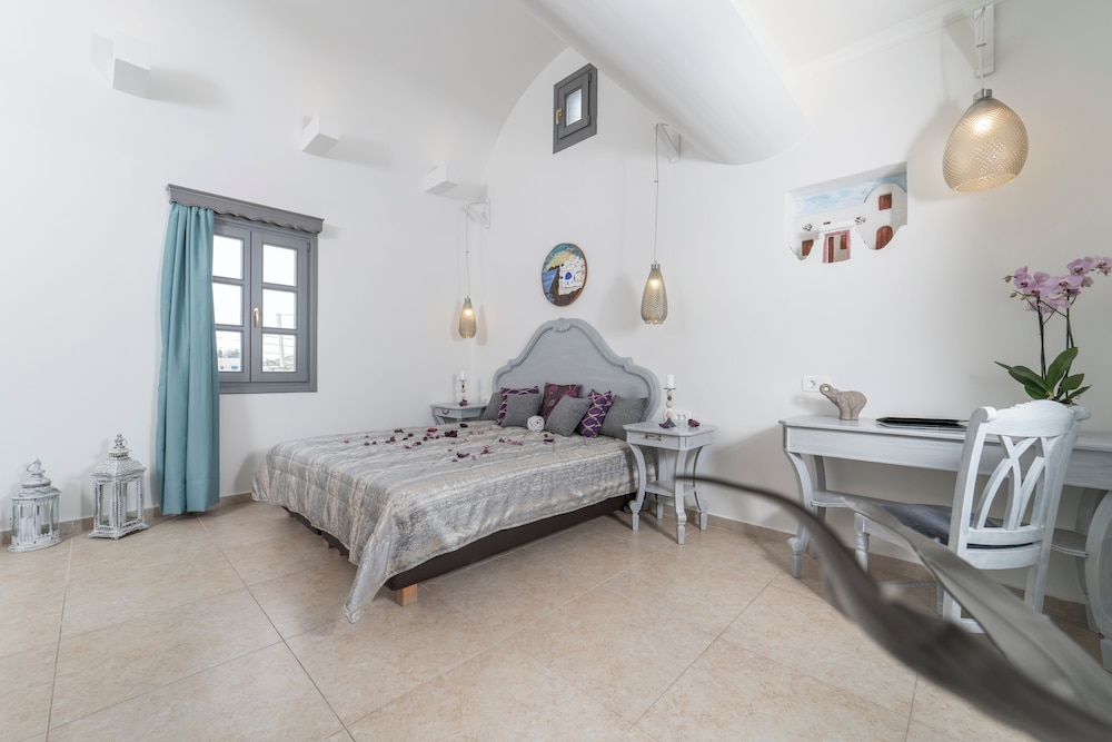 SMARAGDI APARTMENTS 37/55