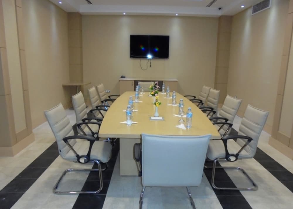 Hotel Tadj El Mouada 46/49