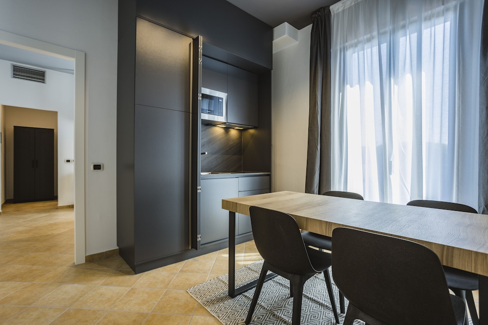 Residence 9 Line 38/50