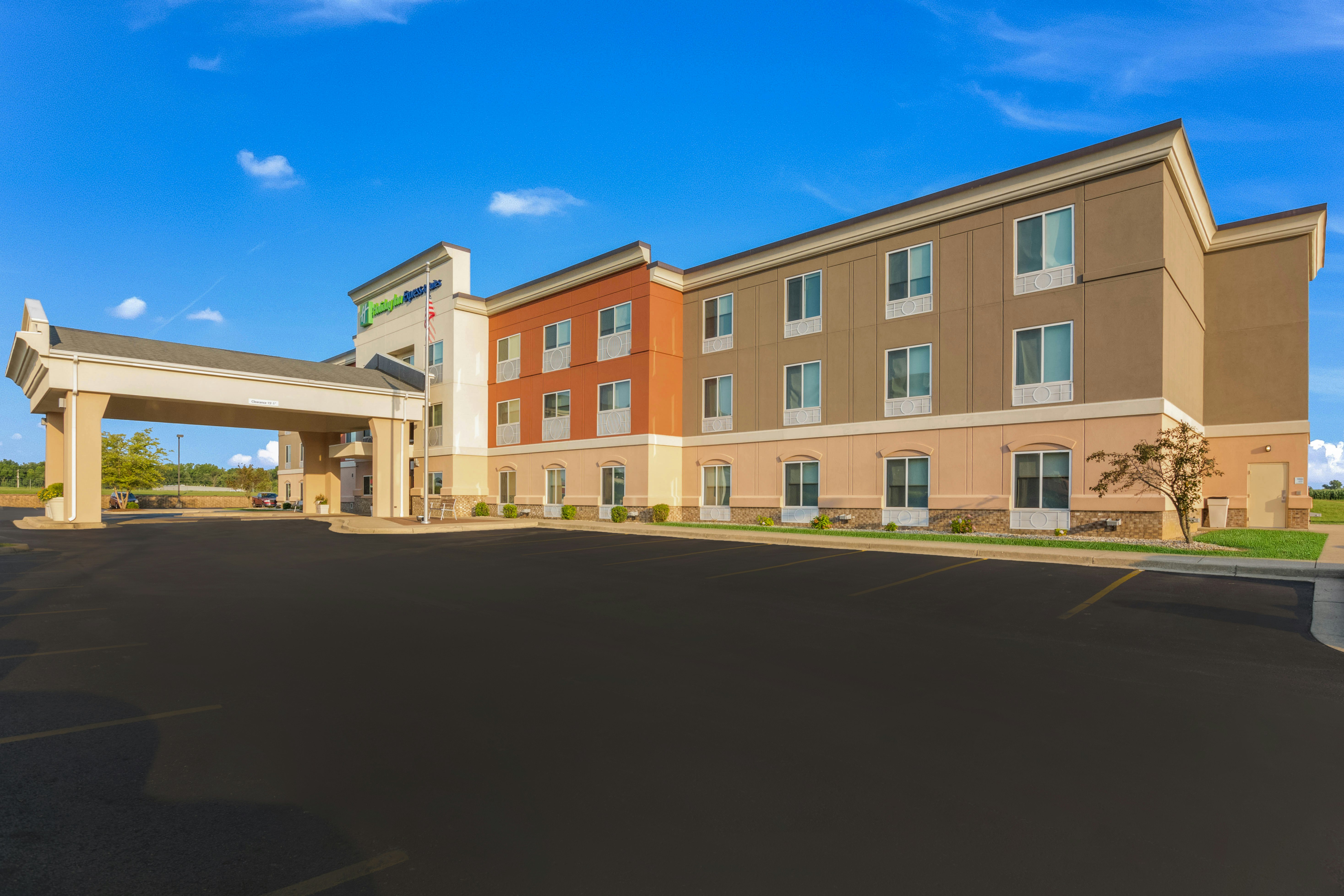 Holiday Inn Express Hotel Suites Jasper 2/49