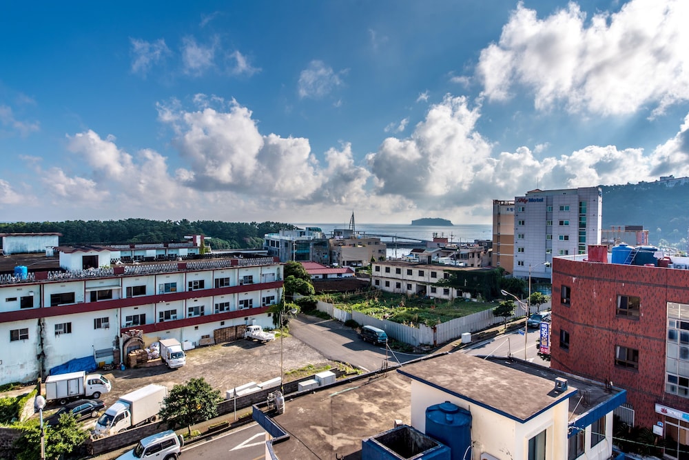 BK HOTEL JEJU 45/50
