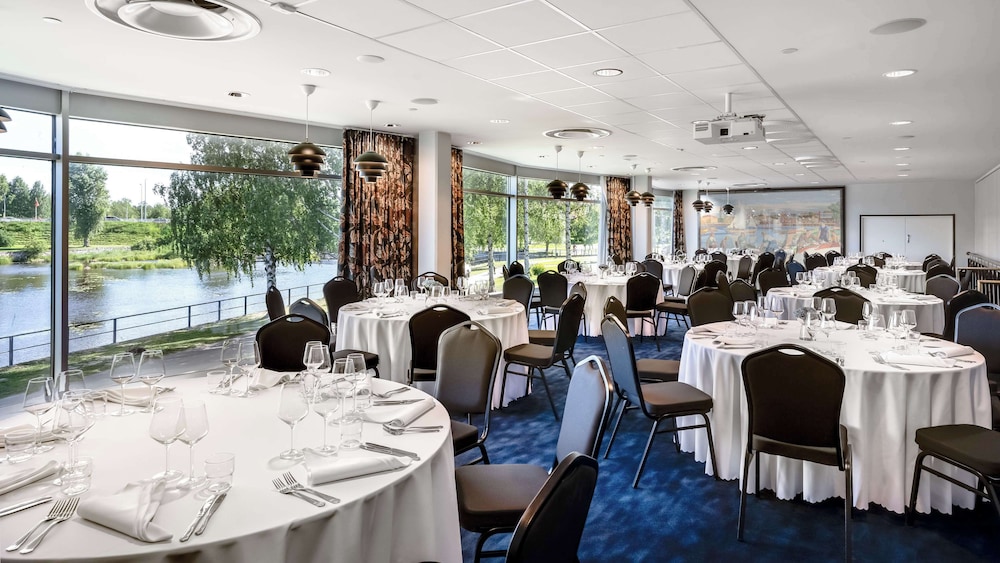 Radisson Blu Oulu 52/70