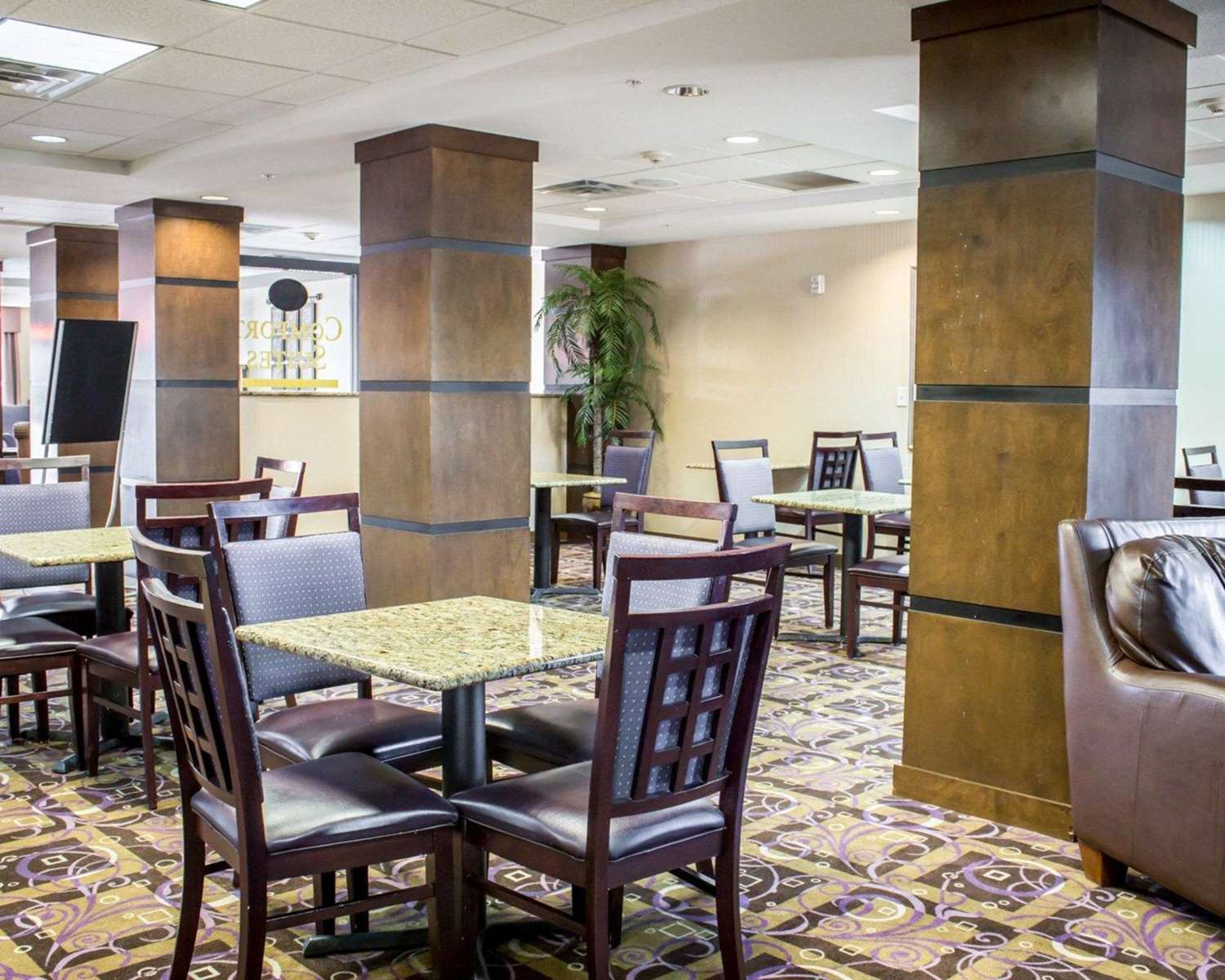 Comfort Suites Sanford, NC 31/54