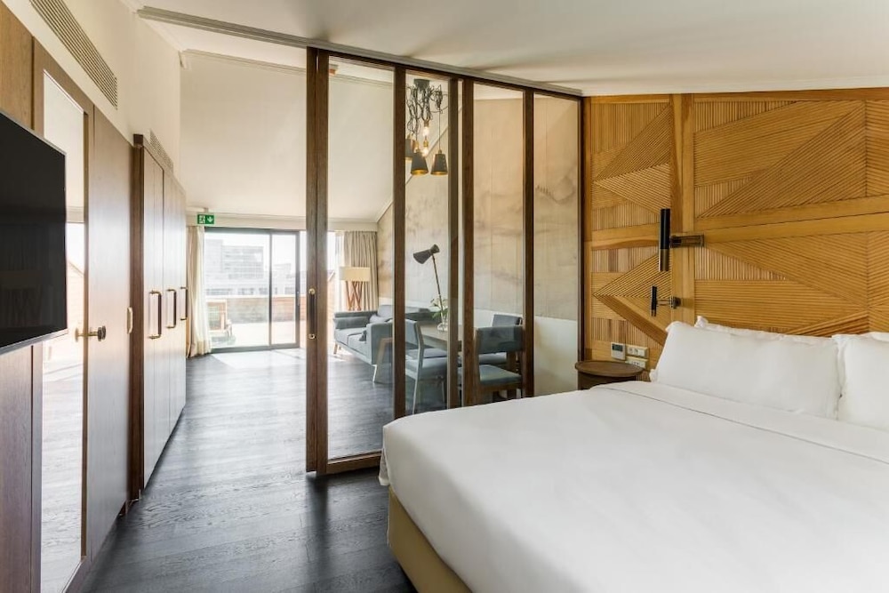 The Wings Hotels Collection 26/80
