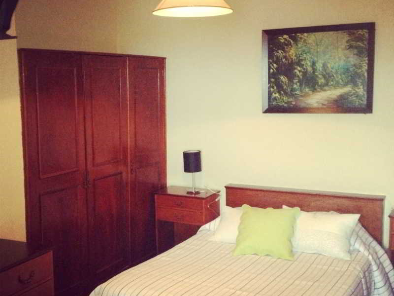 V Dinastia Guesthouse 10/50