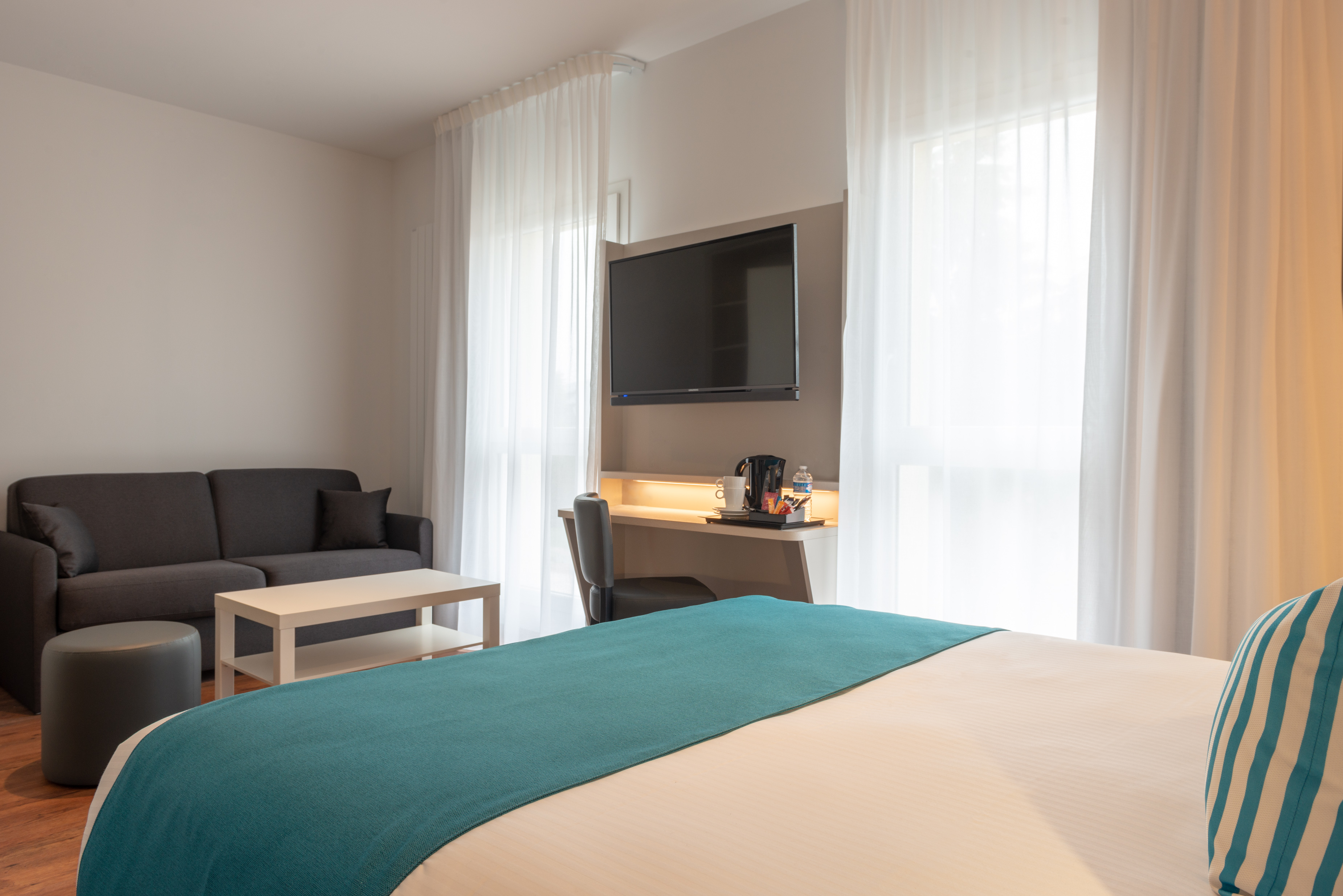 High, Comfort, The Originals City Hotel Acadine Pont-Audemer 2/2