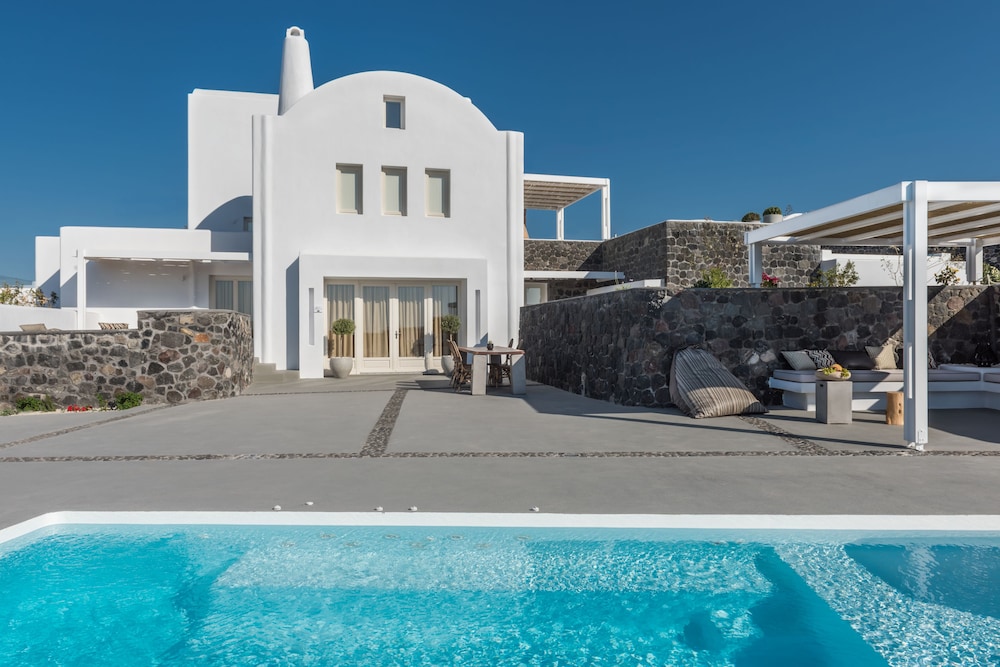 White & Co. Exclusive Island Villas 35/45