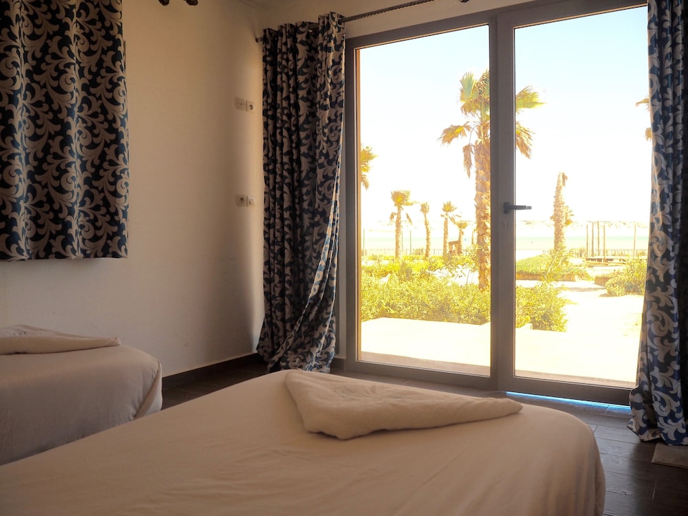 HOTEL DAKHLA CAMP 8/50