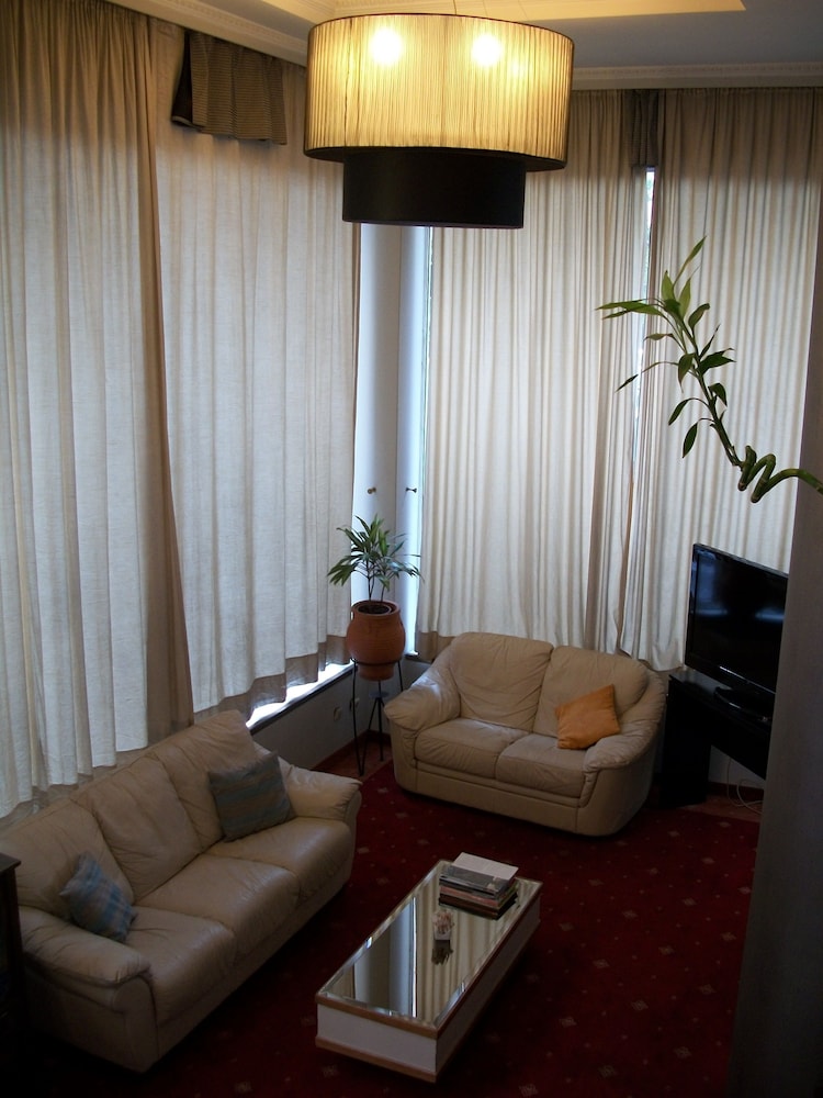 Minoa Hotel 14/22
