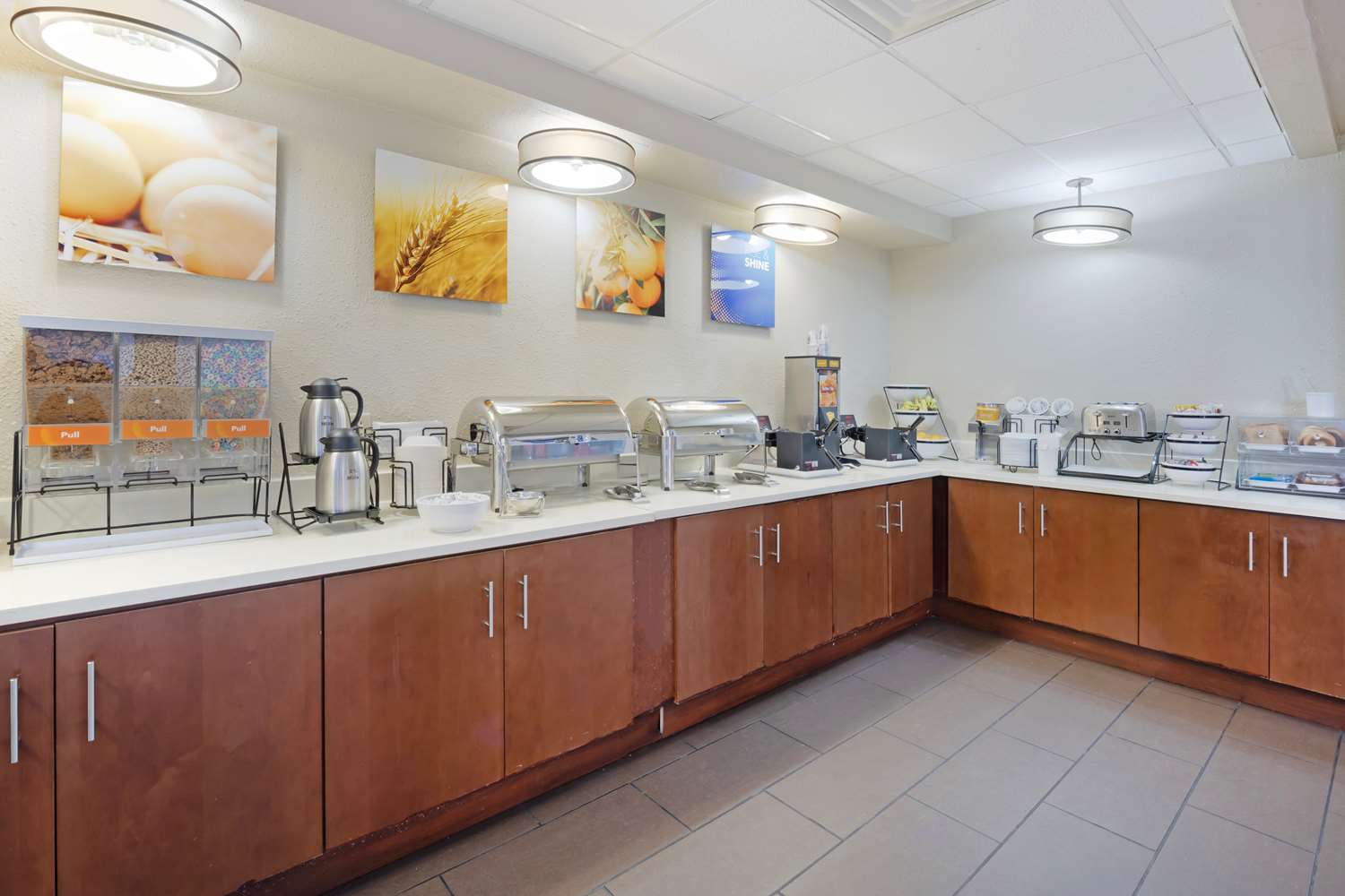 Comfort Inn and Suites Wichita Northeast, KS 5/27