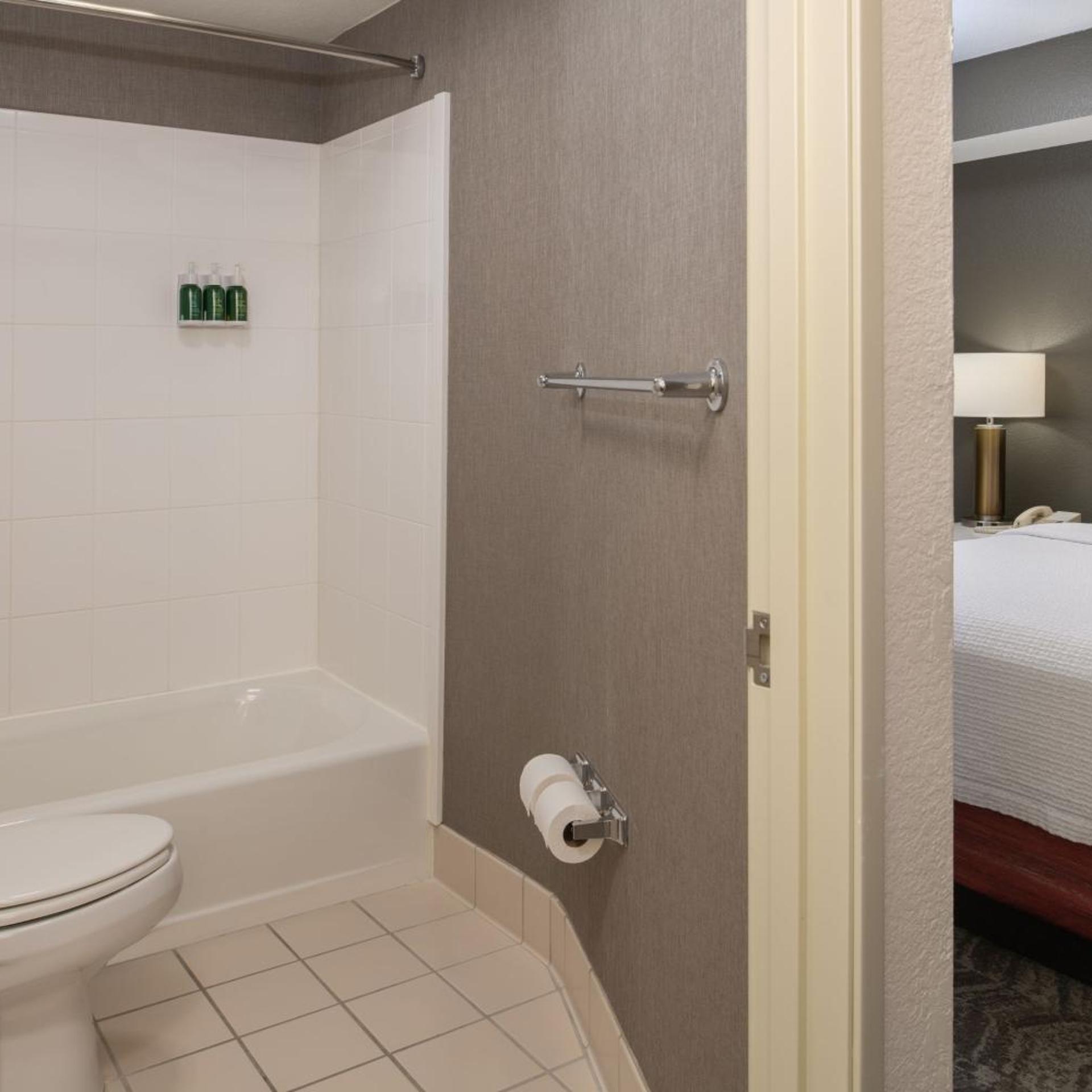 جناح بسريرين كوين مع سرير سحّاب إضافي مع أريكة، SpringHill Suites by Marriott Portland Airport 5/5