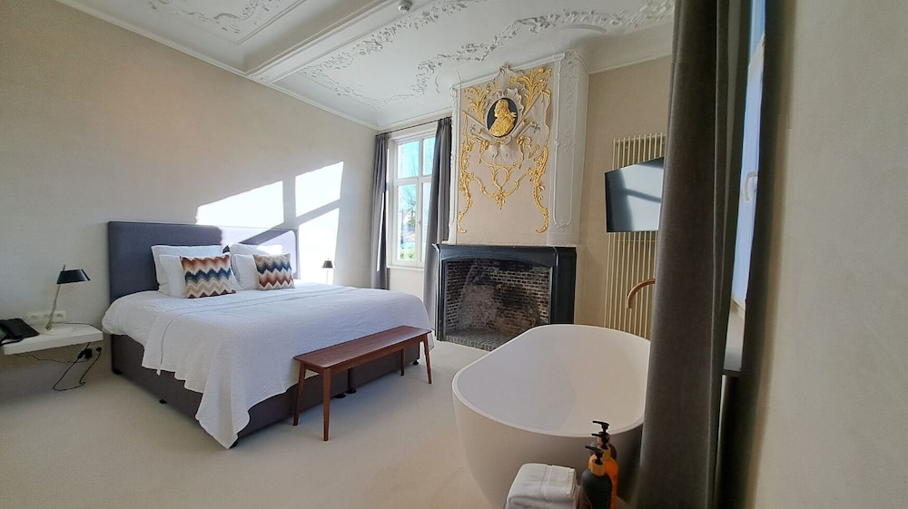 Montanus Hotel 57/58