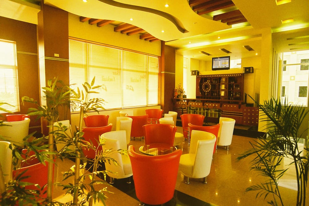 Camela Hotel & Resort 39/65