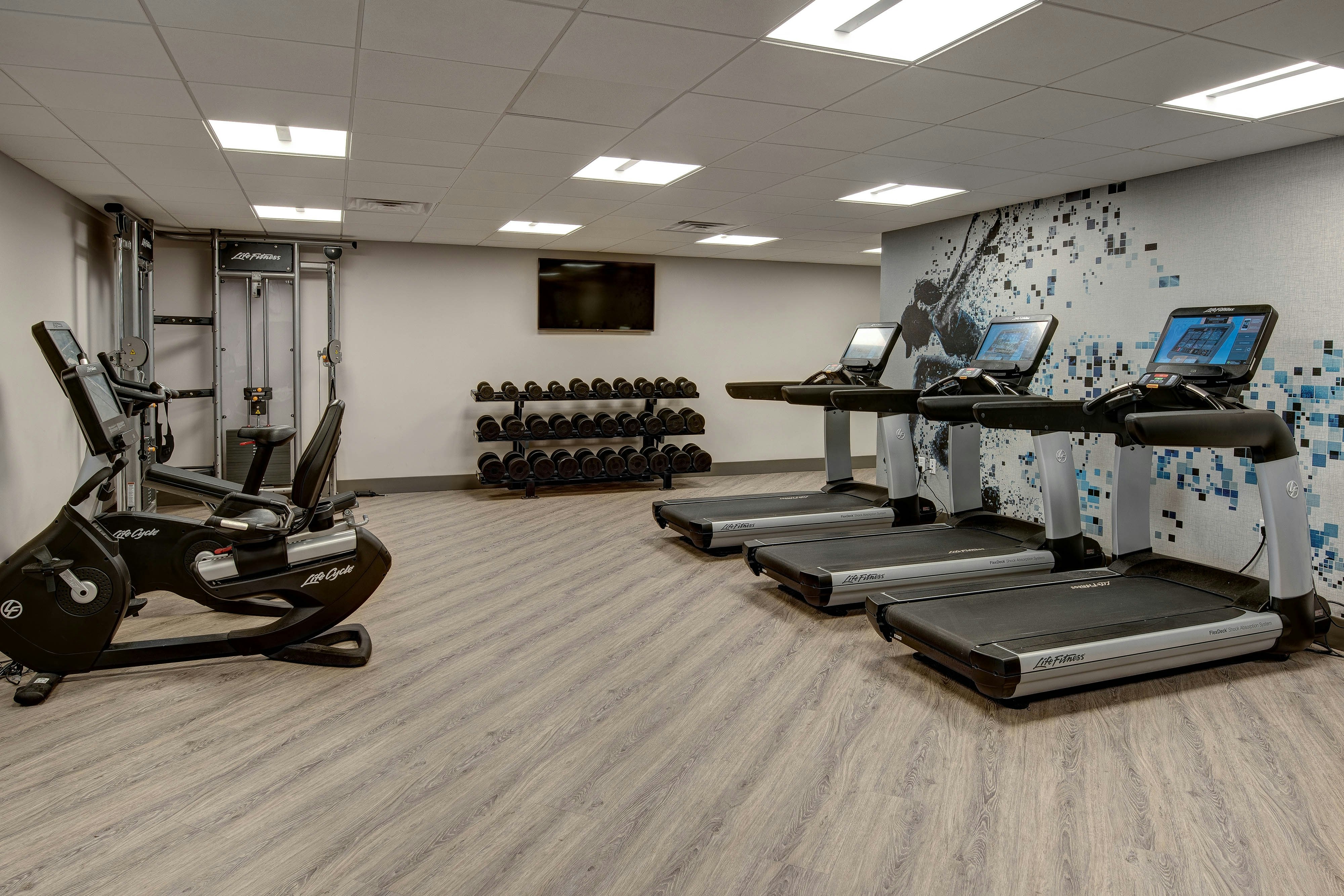 Sheraton Eatontown Hotel 9/40