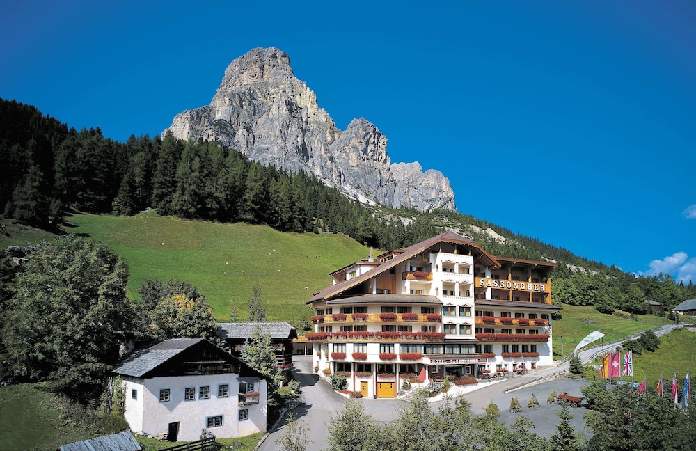 Hotel Sassongher 4/47