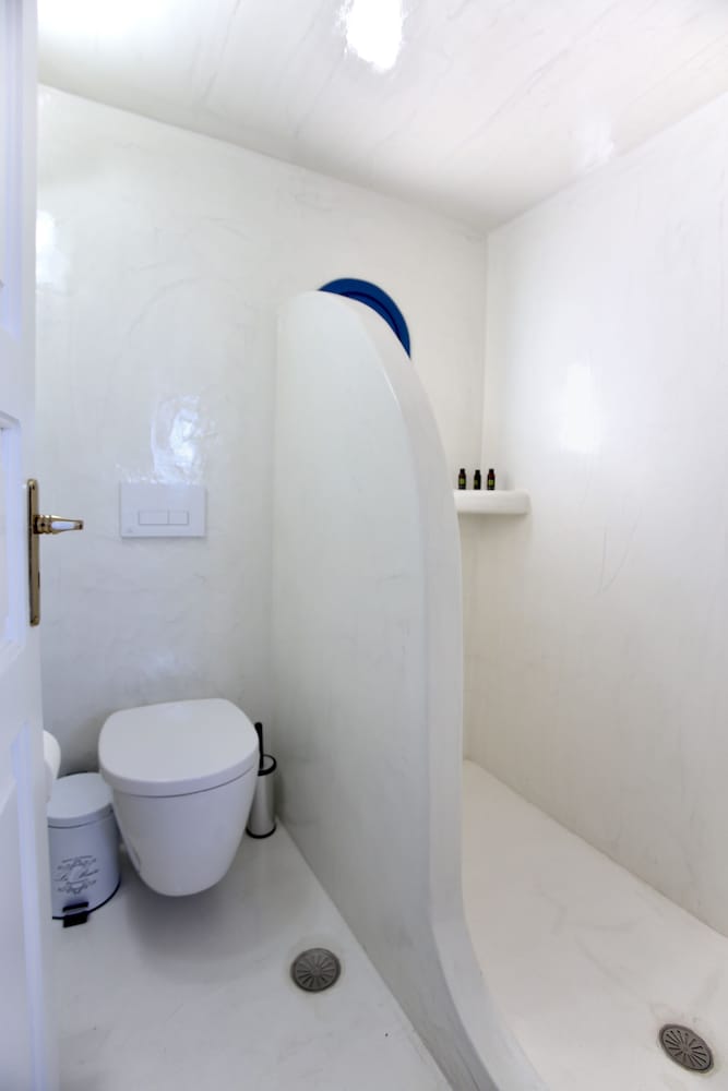 Pergeri Apartments 44/45