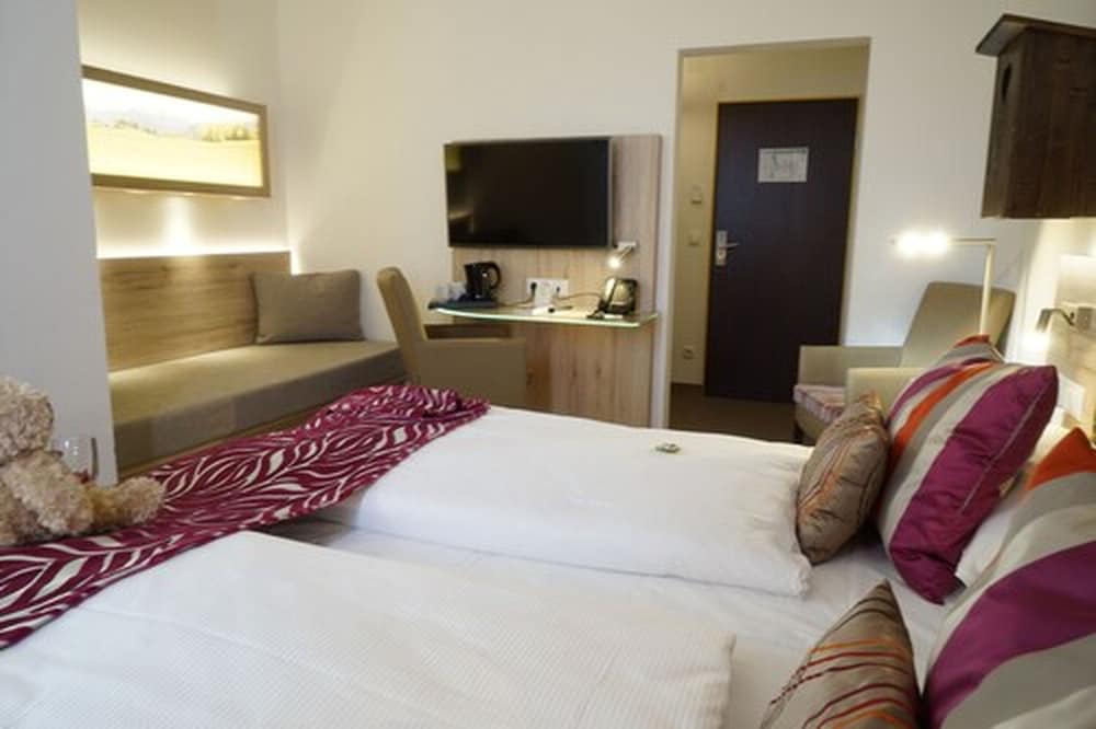 Hotel And Restaurant Edel Weiss Bremen 16/71