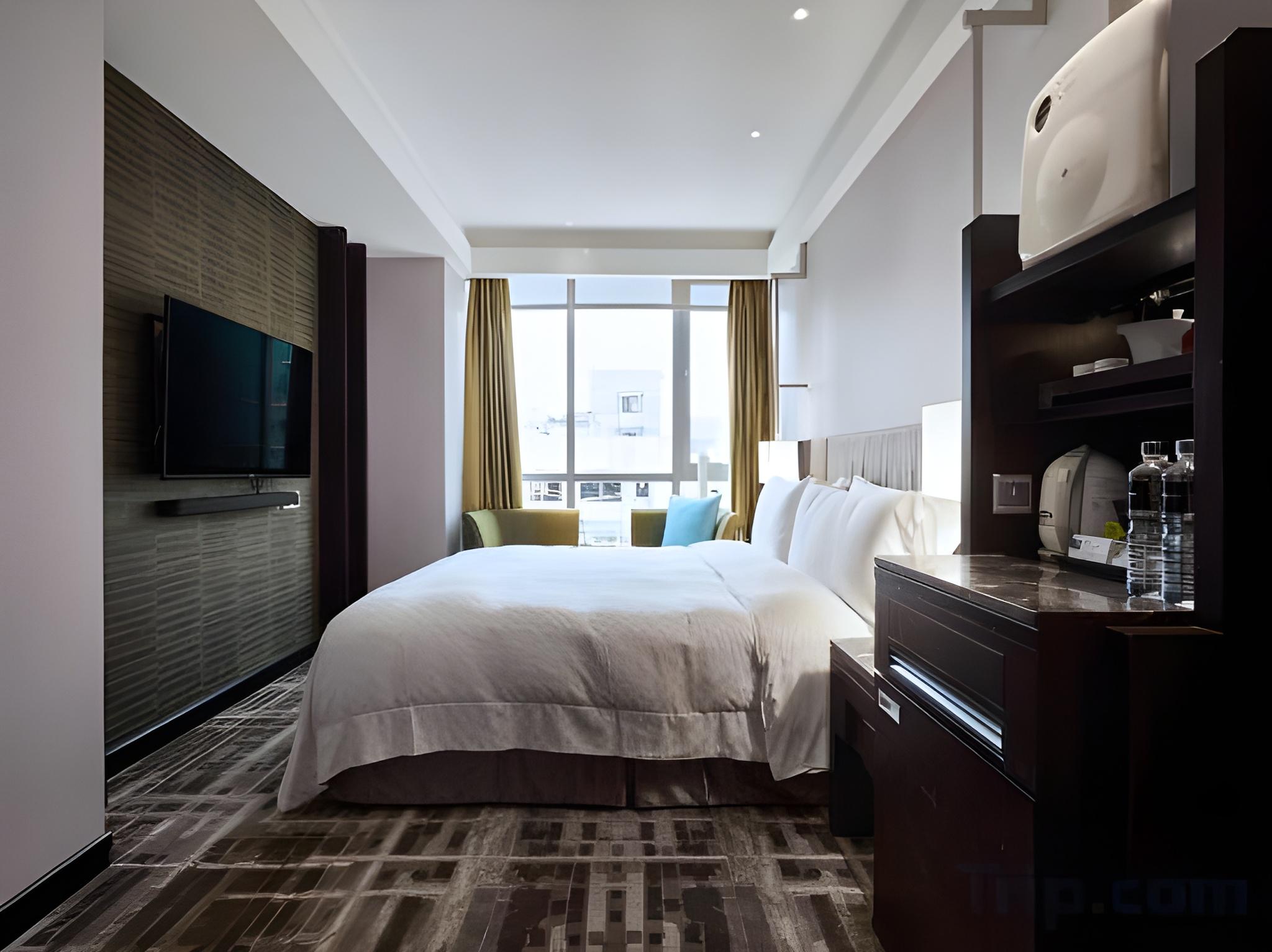 Double Bed