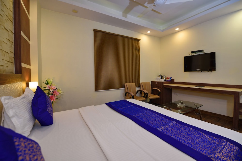 Hotel Silver Stone 19/56