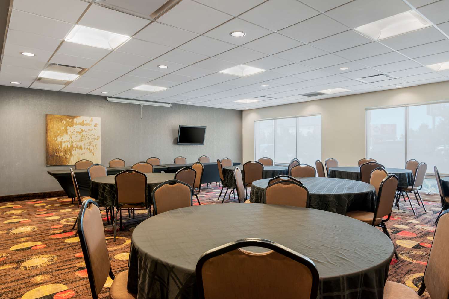 Best Western Plus Eastgate Inn Suites 17/27