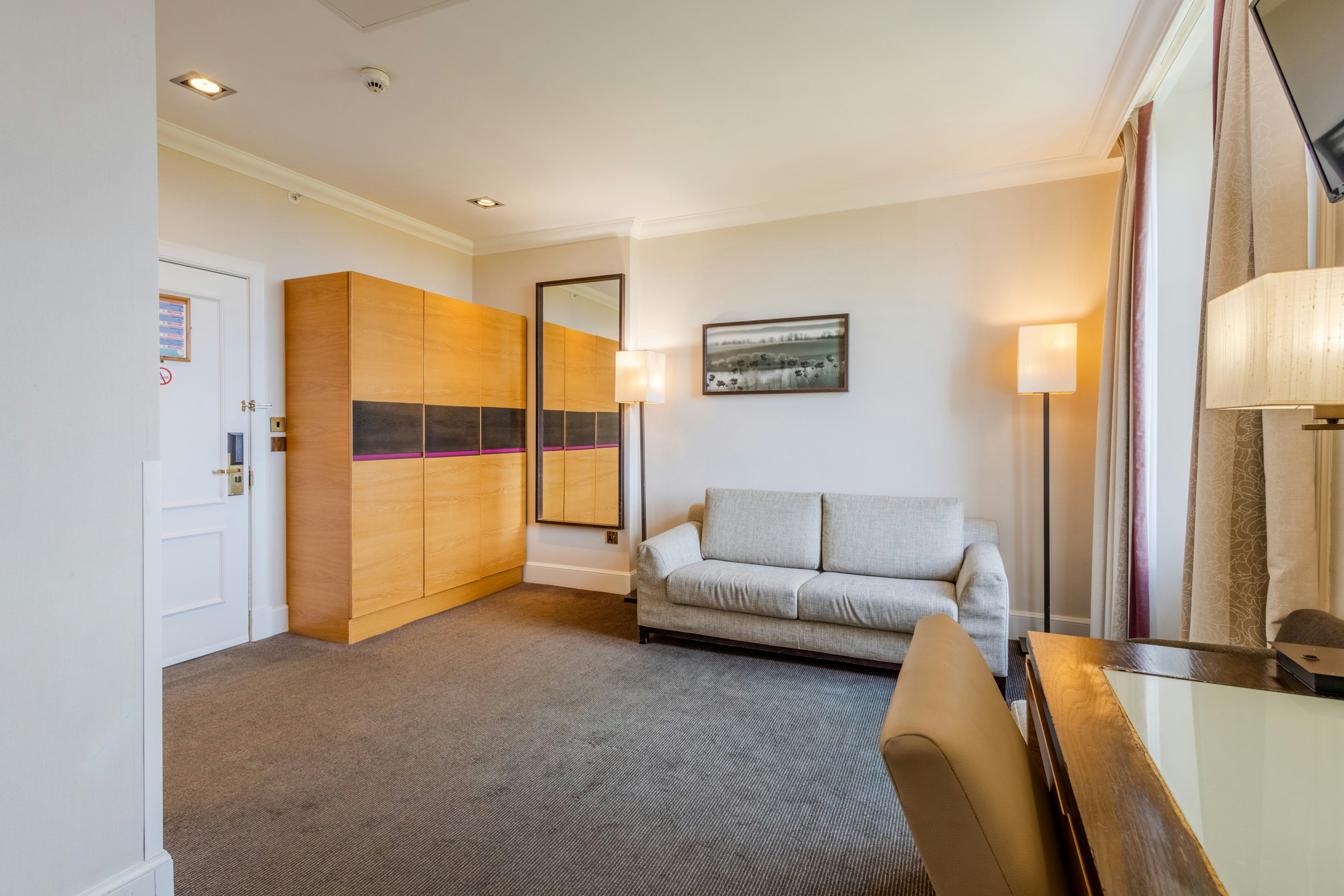 DoubleTree by Hilton Dunblane Hydro 30/50