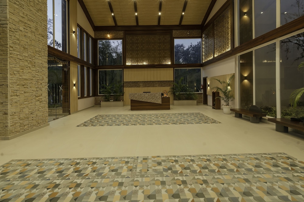 Excel Hotels & Resorts Corbett 5/49