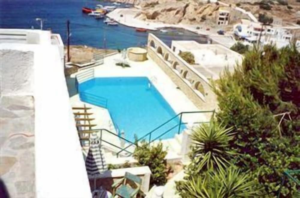 Finiki View Hotel Apartments 42/50