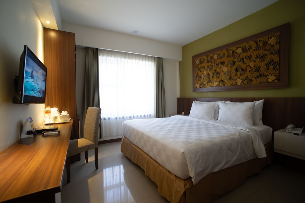 Luminor Hotel Banyuwangi Yos Sudarso 20/70