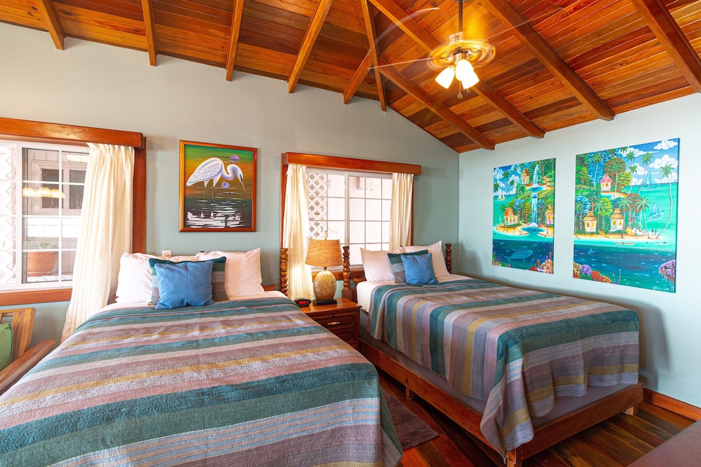 PREMIER, STUDIO, SUITE, 2 DOUBLE BEDS, PARTIAL OCEAN VIEW, BALCONY