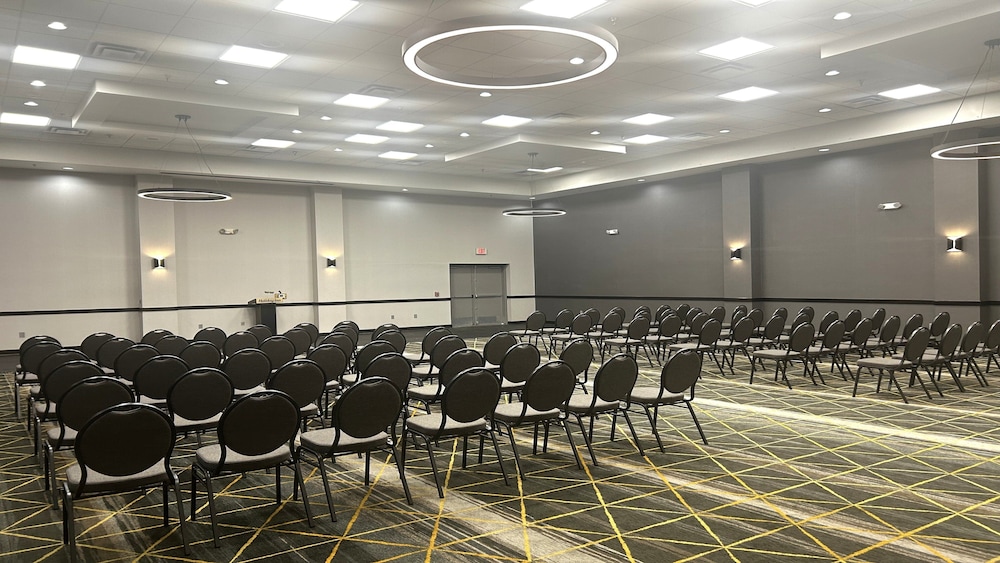 Holiday Inn Hotel Suites Phoenix Mesa Chandler 42/56
