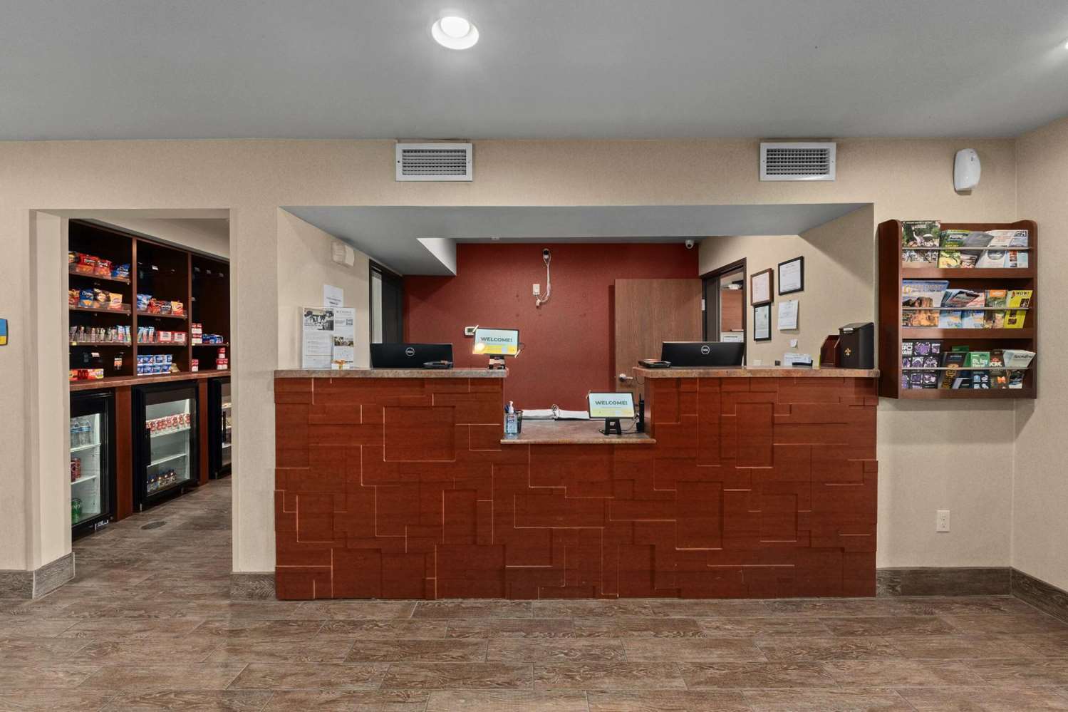 MainStay Suites Spokane Valley, WA 4/15