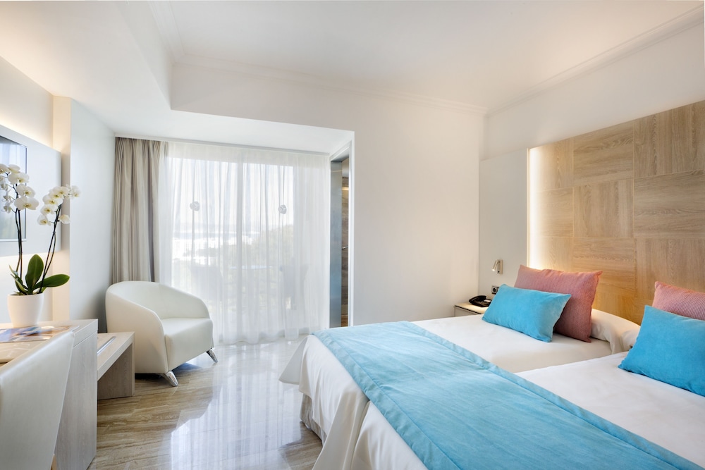 Grupotel Orient 25/63