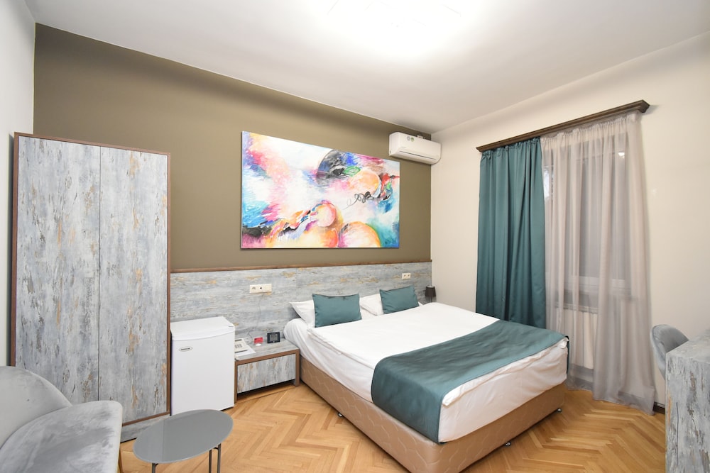 Yerevan Boutique Hotel 30/64