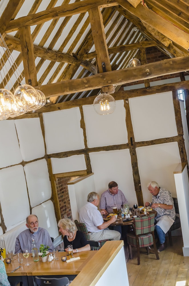 The Admiral Rodney 3/43