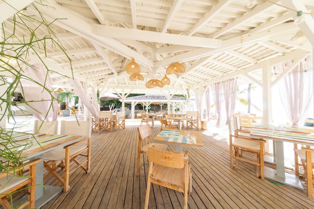 Pierre And Vacances Premium Les Tamarins 30/50