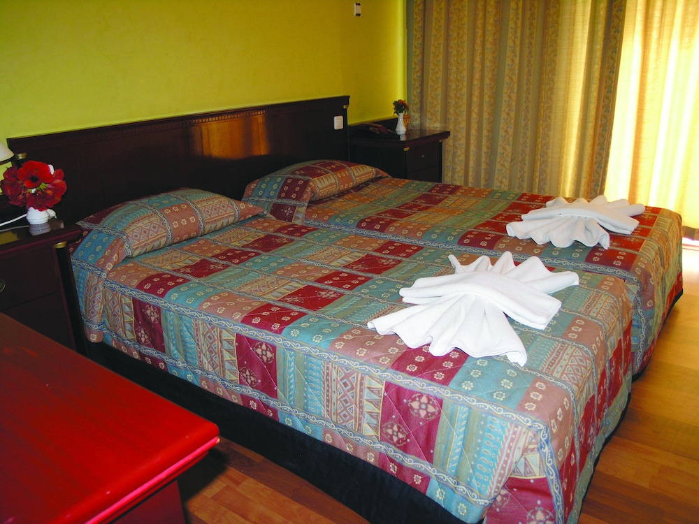 Lara Hotel 22/61