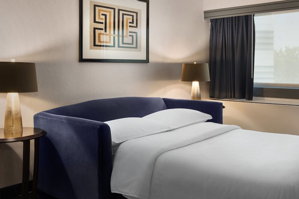 Sheraton Syracuse University Hotel &amp; Conference Center in SYRACUSE - NY