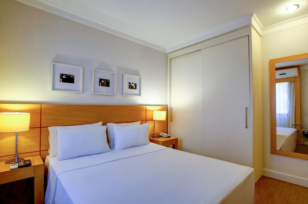 Esuites Congonhas by Atlantica 26/85