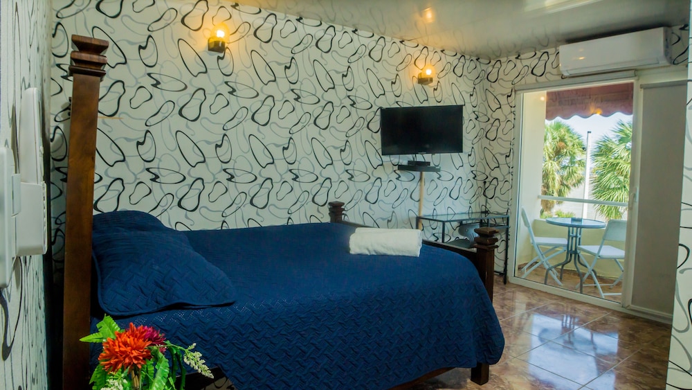 Hotel La Llave Del Mar 48/61