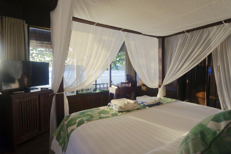 2 Bedrooms, Family, Villa, Single Bed, Beach Front, Private Pool