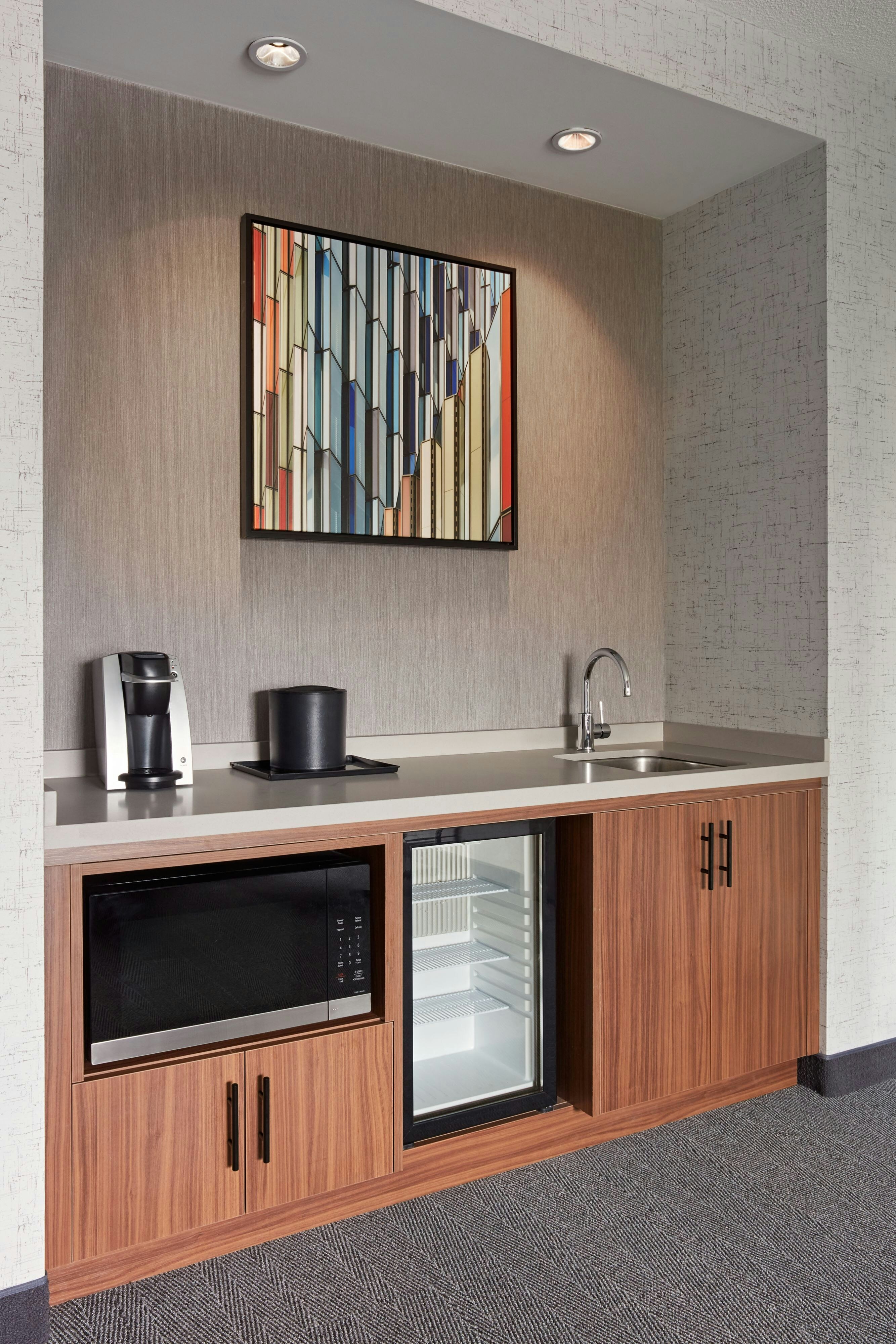 Courtyard by Marriott Hamilton 4/32