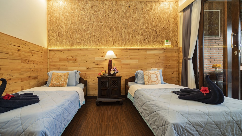 Kunang-Kunang Guesthouse 36/86