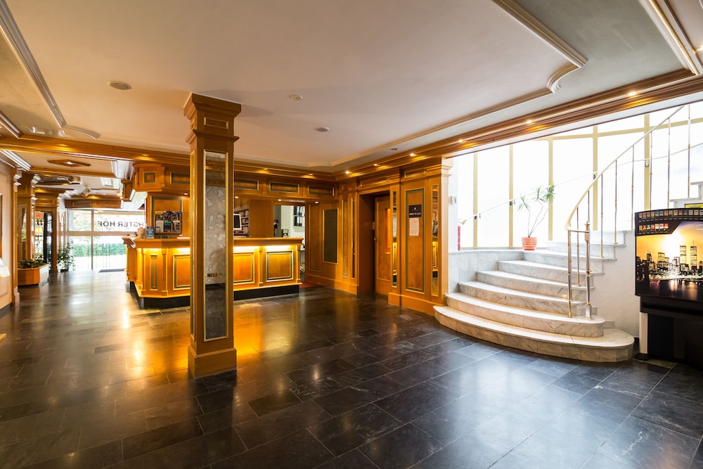 Tagungshotel Hochster Hof 4/64